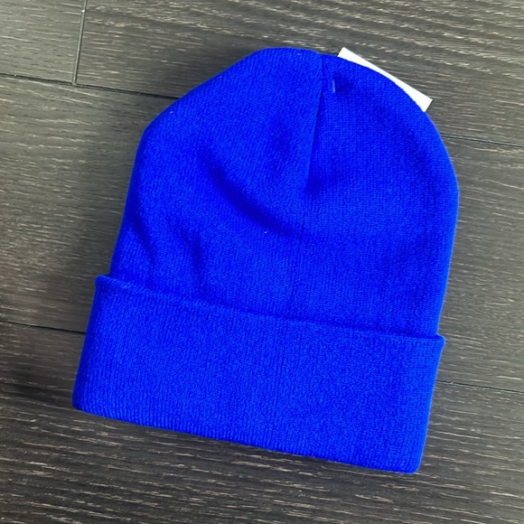 Blue Toque - Picture 2 of 5